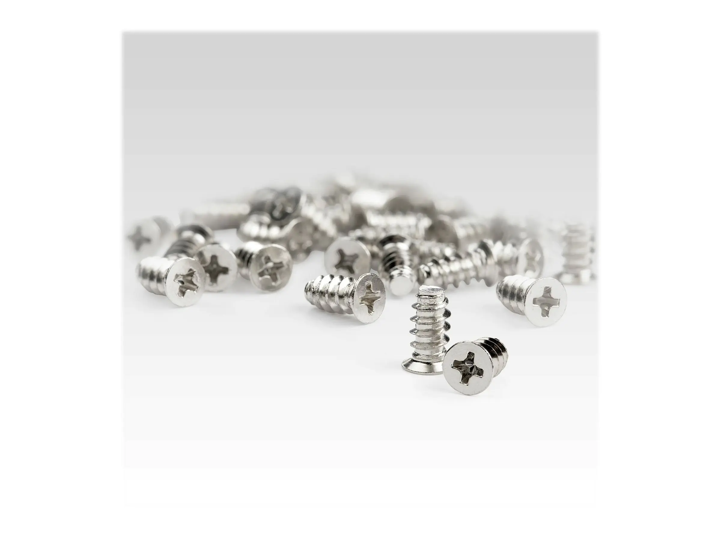 StarTech 50-Pack M5 Screws, 10mm Long Computer/PC Case Fan Screws, Self-Tapping Computer Case Fan Mounting Screws, Phillips/Flat Head, Fits M5 Fan Holes, Steel Zinc Plated - Computer Case Fan Screws (M5FANSCREW10) - Schrauben-Kit - Silber StarTech 50-Pack M5 Screws, 10mm Long Computer/PC Case Fan Screws, Self-Tapping Computer Case Fan Mounting Screws, Phillips/Flat Head, Fits M5 Fan Holes, Steel Zinc Plated - Computer Case Fan Screws (M5FANSCREW10) - Schrauben-Kit - Silber