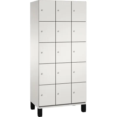 C+P Fächerschrank 4510430S10018 Füße 15Fächer B900mm lgr/lgr C+P Fächerschrank 4510430S10018 Füße 15Fächer B900mm lgr/lgr