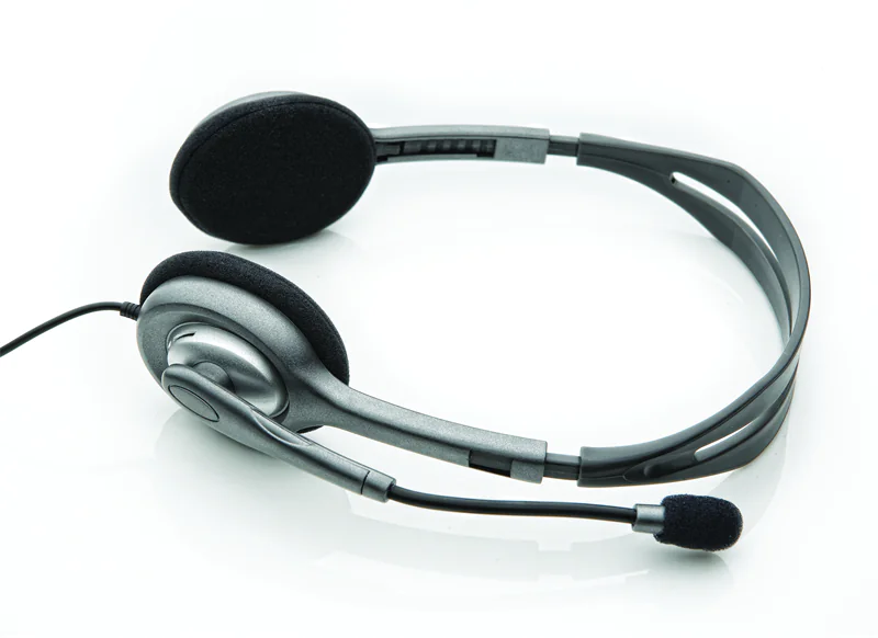 Logitech Stereo Headset H110 - Headset - On-Ear - kabelgebunden Logitech Stereo Headset H110 - Headset - On-Ear - kabelgebunden